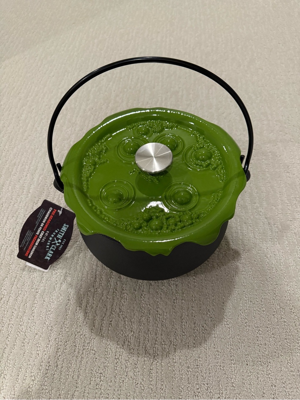 Smith and Clark cast iron bubbling cauldron TikTok viral 6 qt